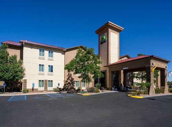 Holiday Inn Express Silver City, an IHG Hotel allows check-in for 18 year-old guests