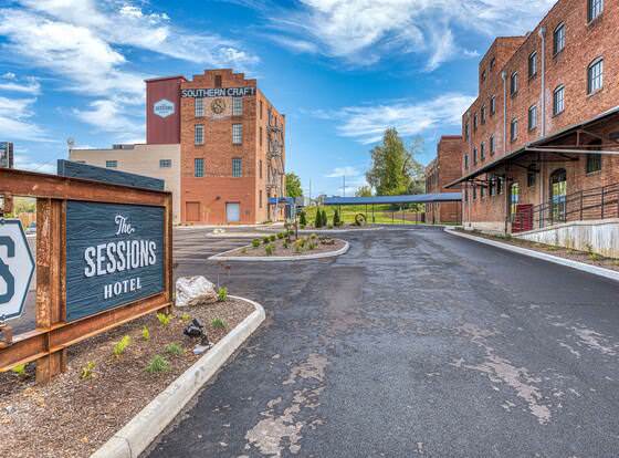 The Sessions Hotel, Bristol, a Tribute Portfolio Hotel allows check-in for 18 year-old guests