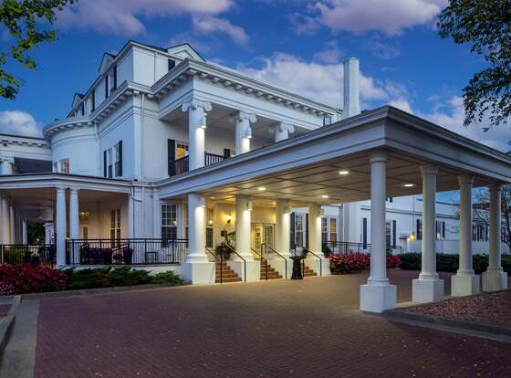 Historic Boone Tavern Hotel and Restaurant allows check-in for 18 year-old guests