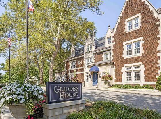The Glidden House allows check-in for 18 year-old guests