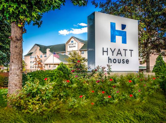 HYATT house Herndon allows check-in for 18 year-old guests