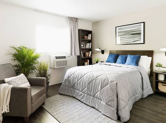 InTown Suites Extended Stay Chattanooga TN - Hamilton Place allows check-in for 18 year-old guests
