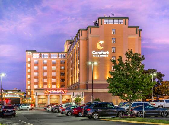 Comfort Inn & Suites Logan International Airport allows check-in for 18 year-old guests