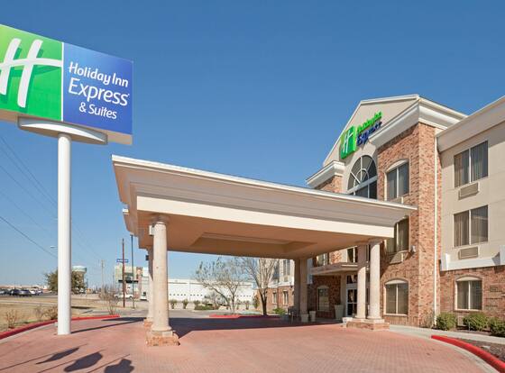 Holiday Inn Express & Suites Eagle Pass, an IHG Hotel allows check-in for 18 year-old guests