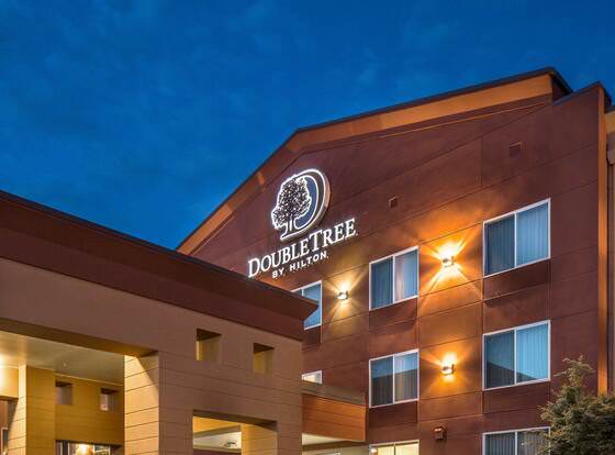 DoubleTree by Hilton Hotel Olympia allows check-in for 18 year-old guests