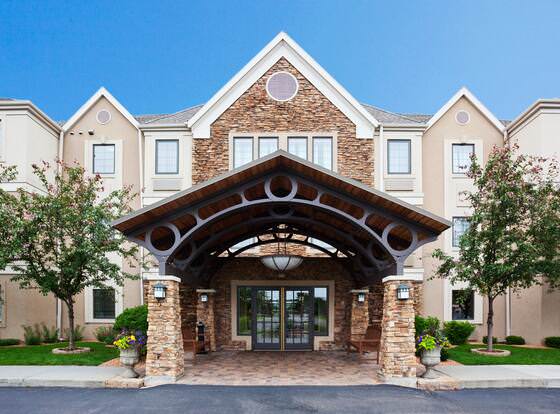 Candlewood Suites Eagan Arpt South - Mall Area, an IHG Hotel allows check-in for 18 year-old guests