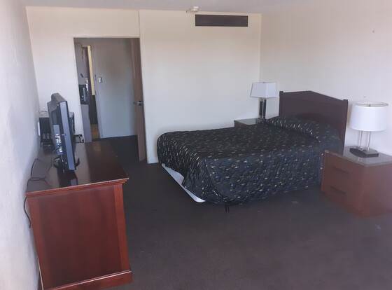 The Vegas Motel allows check-in for 18 year-old guests