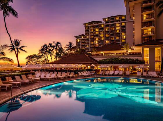 Halekulani allows check-in for 18 year-old guests