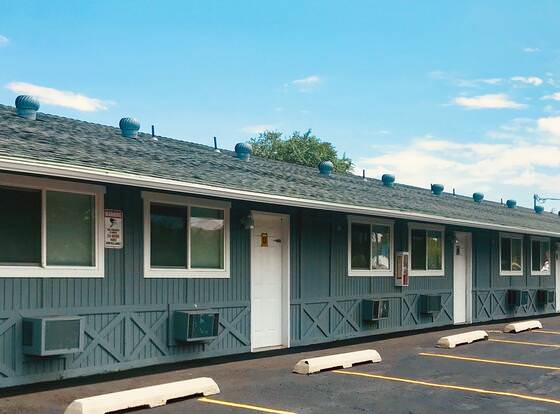 Red Rock Extended Stay allows check-in for 18 year-old guests