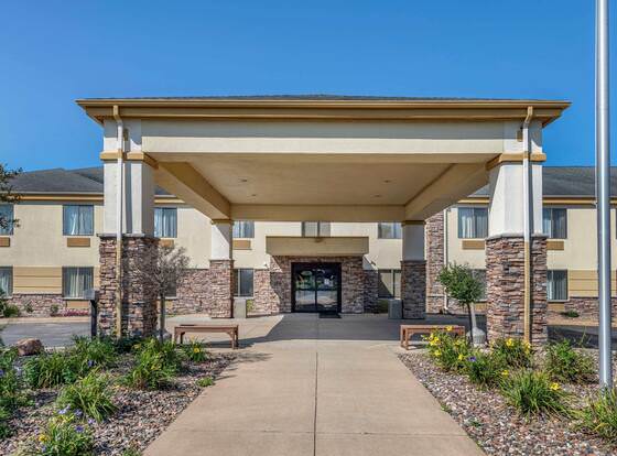 Comfort Inn & Suites Black River Falls I-94 allows check-in for 18 year-old guests
