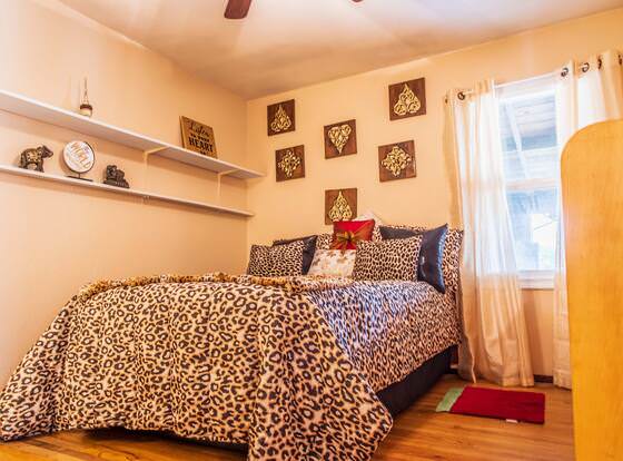 Large 4 Bedroom With Backyard allows check-in for 18 year-old guests