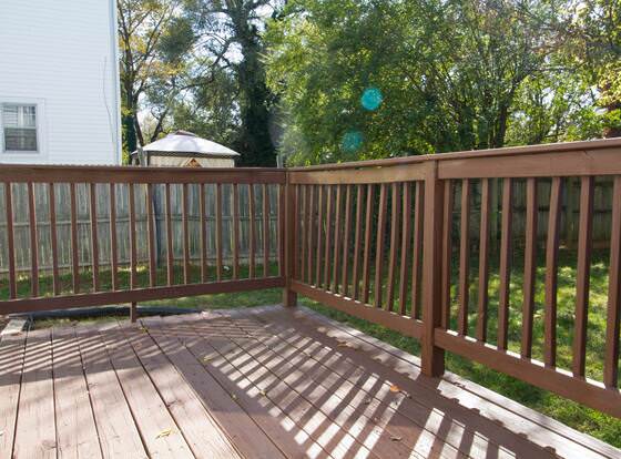 Fully Furnished 4-bedroom Located on a Quiet Block allows check-in for 18 year-old guests