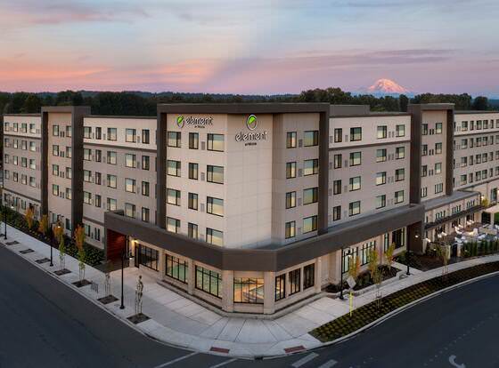 Element Seattle Sea-Tac Airport allows check-in for 18 year-old guests