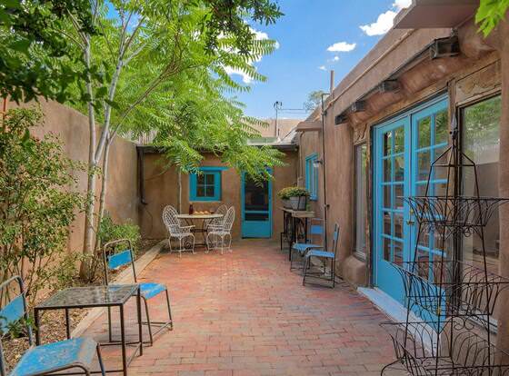 Casa Ultima - Historic East Side Home Along the Santa Fe River - NEW Listing allows check-in for 18 year-old guests