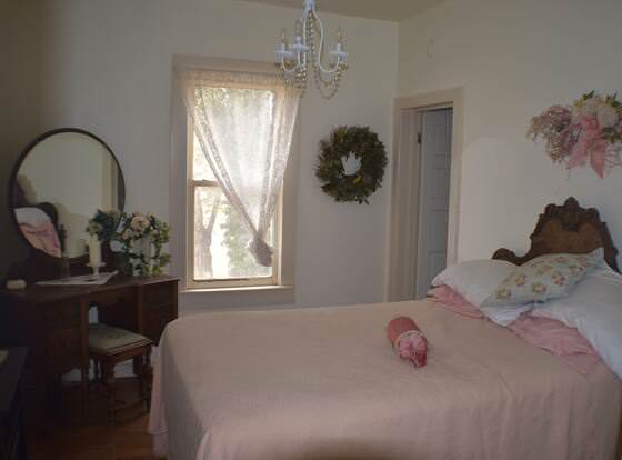 The Hotel Texan allows check-in for 18 year-old guests