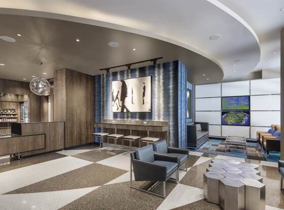 Fairfield Inn & Suites Chicago Downtown / Magnificent Mile allows check-in for 18 year-old guests
