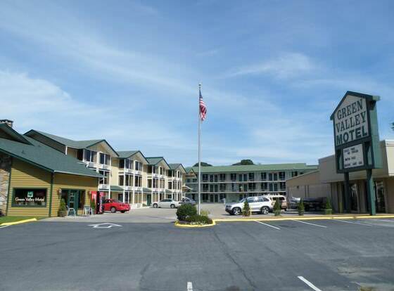 Green Valley Motel allows check-in for 18 year-old guests