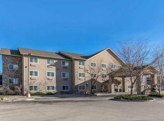 Comfort Inn Fort Collins North allows check-in for 18 year-old guests