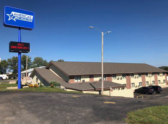 Americas Best Value Inn Beatrice allows check-in for 18 year-old guests