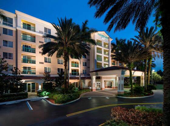Courtyard by Marriott Fort Lauderdale Weston allows check-in for 18 year-old guests