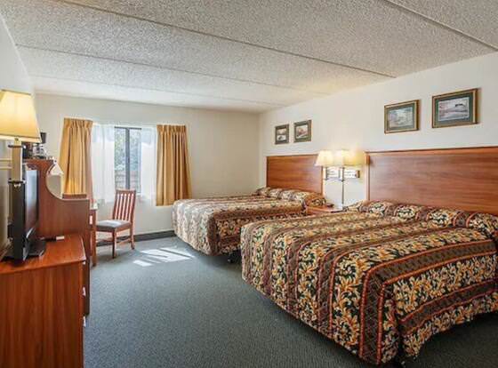 Miners Inn allows check-in for 18 year-old guests