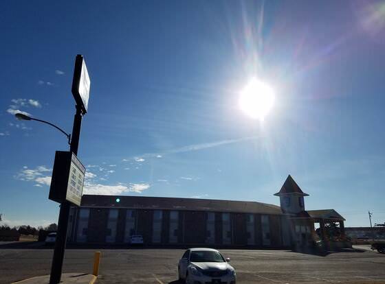 Simple Rewards Inn allows check-in for 18 year-old guests