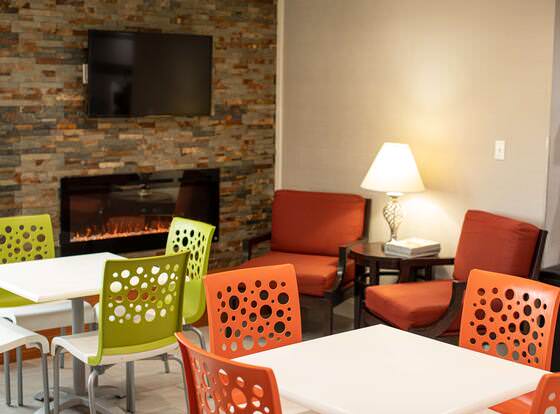 Knights Inn Mount Airy allows check-in for 18 year-old guests