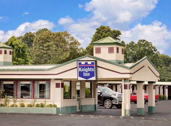 Knights Inn Madison Heights, VA allows check-in for 18 year-old guests