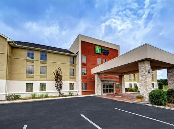 Holiday Inn Express & Suites Crossville, an IHG Hotel allows check-in for 18 year-old guests
