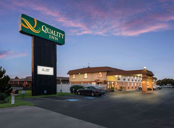 Quality Inn allows check-in for 18 year-old guests