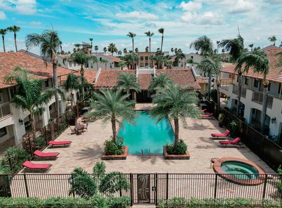 The Bungalows on Shary, Mission-McAllen allows check-in for 18 year-old guests