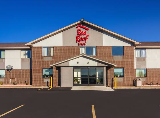 Red Roof Inn Greensburg allows check-in for 18 year-old guests