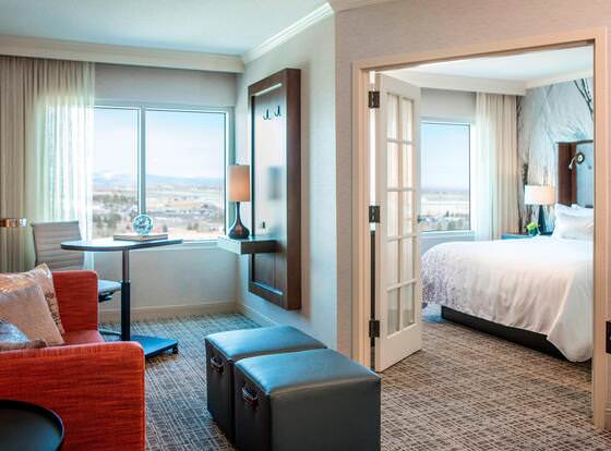 Renaissance Boulder FlatIron Hotel allows check-in for 18 year-old guests