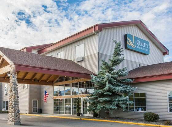 Quality Inn & Suites Liberty Lake - Spokane Valley allows check-in for 18 year-old guests