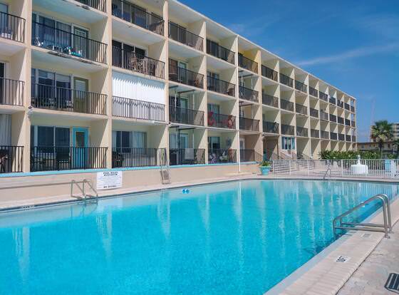 Daytona Inn Beach Resort allows check-in for 18 year-old guests