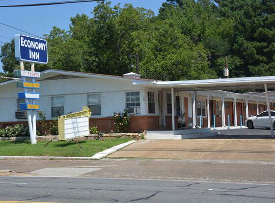 Economy Inn allows check-in for 18 year-old guests