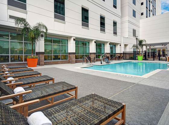 Hilton Garden Inn Houston Medical Center, TX allows check-in for 18 year-old guests