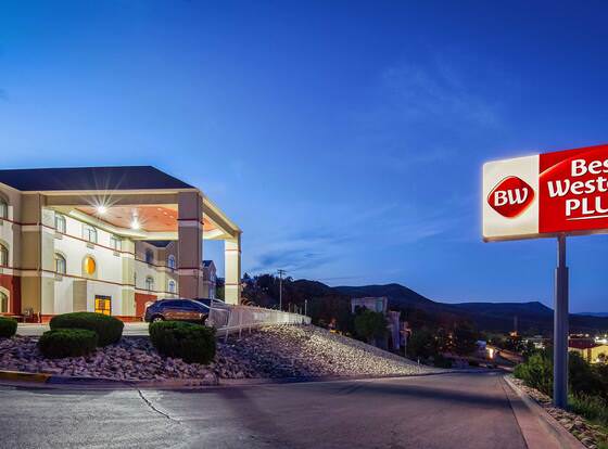 Best Western Plus Ruidoso Inn allows check-in for 18 year-old guests