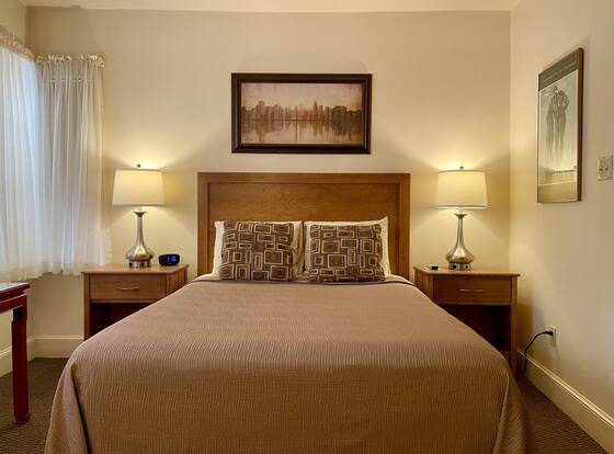 Oasis Guest House allows check-in for 18 year-old guests