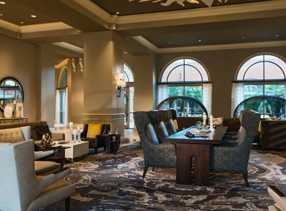 Renaissance Tampa International Plaza Hotel allows check-in for 18 year-old guests