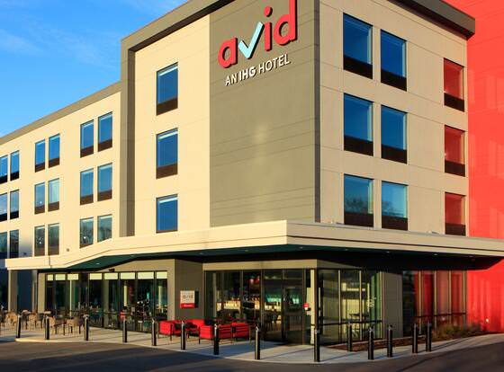 Avid Hotels Fayetteville West, An IHG Hotel allows check-in for 18 year-old guests
