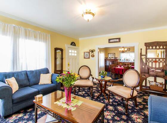 Shady Oaks Country Inn allows check-in for 18 year-old guests