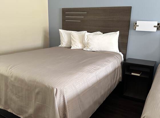 Express Inn & Suites allows check-in for 18 year-old guests