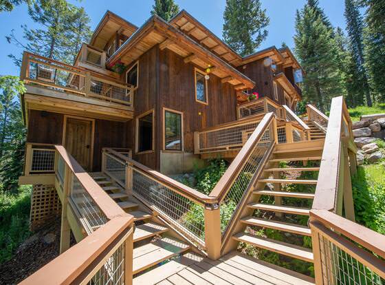 Jackson Hole Hideout allows check-in for 18 year-old guests