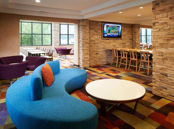 Fairfield Inn and Suites by Marriott Indianapolis East allows check-in for 18 year-old guests