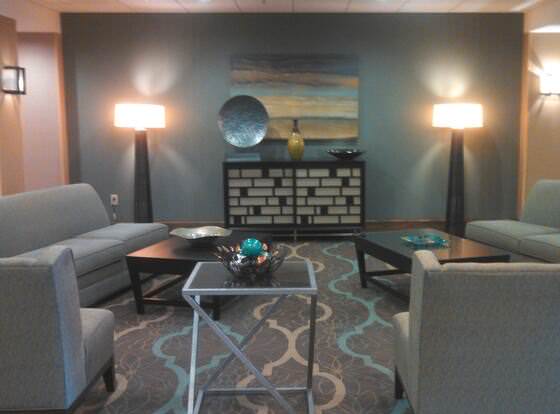 Hampton Inn Greenwood allows check-in for 18 year-old guests