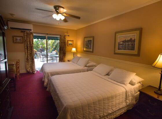 Hotel Redland allows check-in for 18 year-old guests