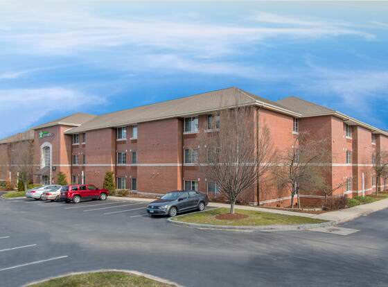 Extended Stay America Suites Boston Waltham 32 4th Ave allows check-in for 18 year-old guests