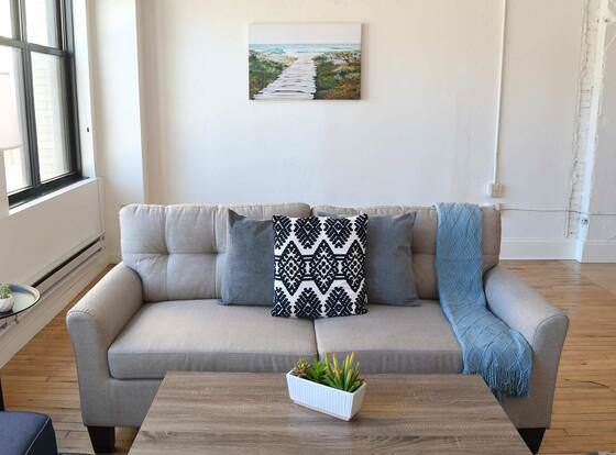 FRONTDESK Union on 5th Annex Apts Uptown Pittsburgh allows check-in for 18 year-old guests