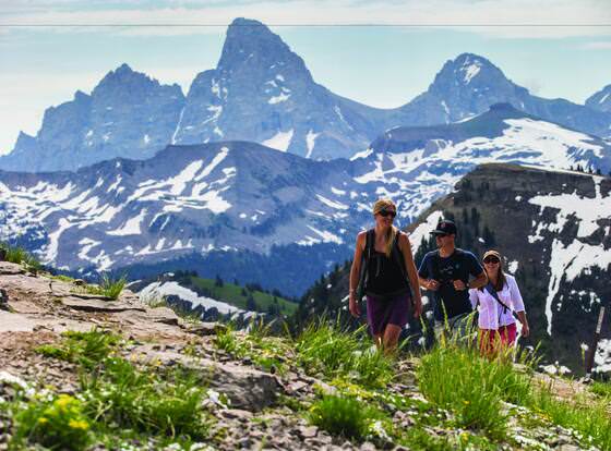 Sioux Lodge Suites by Grand Targhee Resort allows check-in for 18 year-old guests